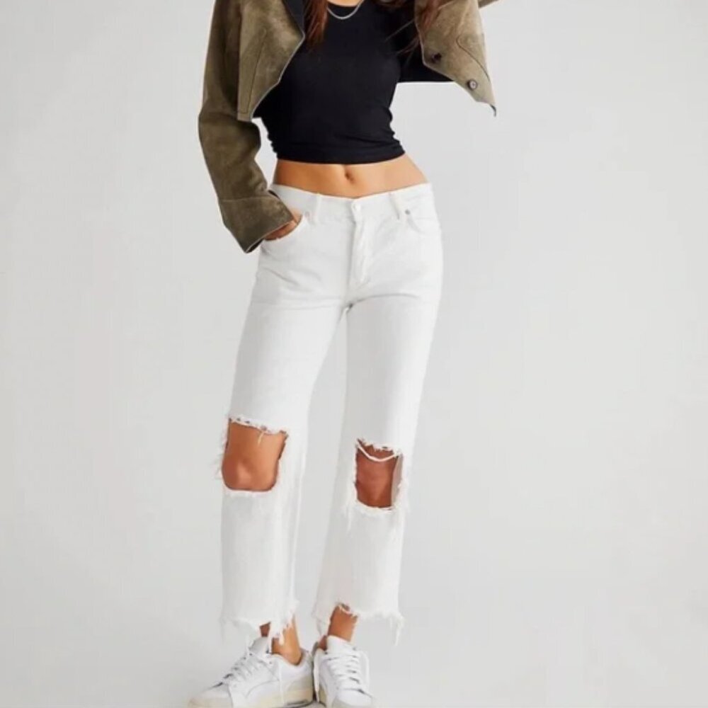 NWT We The Free White Distressed Cropped Flare Jeans Size 28